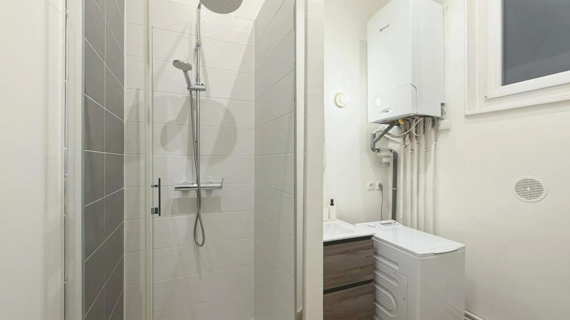 Flexliving - Studio - La Fayette Paris France